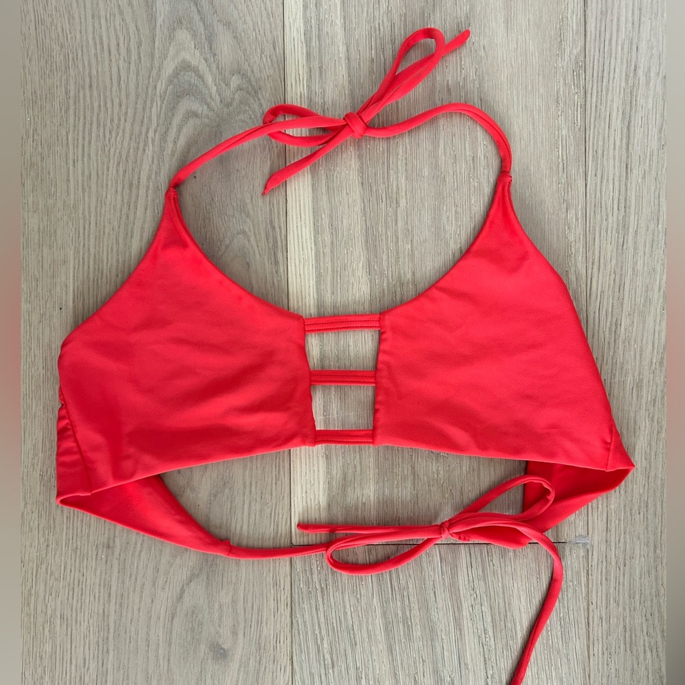 MONTCE Red Bikini Top